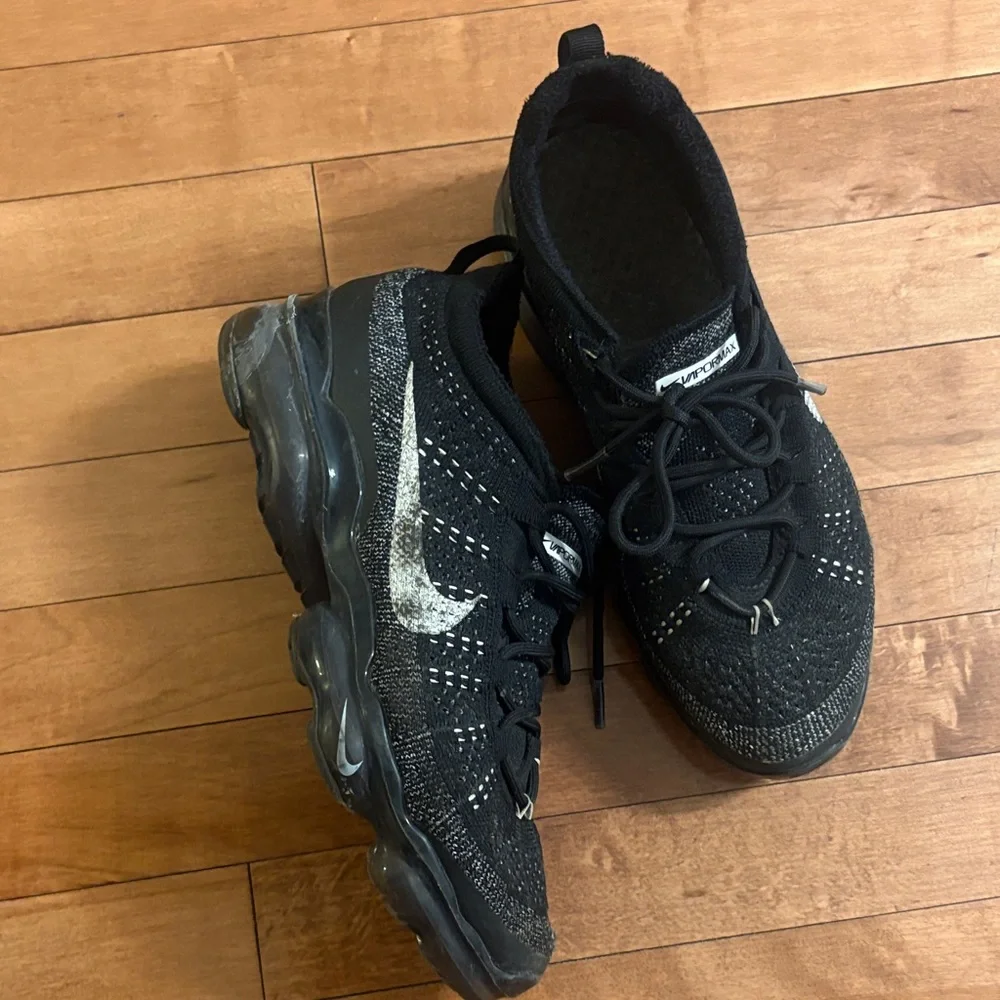 Nike Black and Gray Flyknit Sneakers- Vapormax - Picture 2 of 5